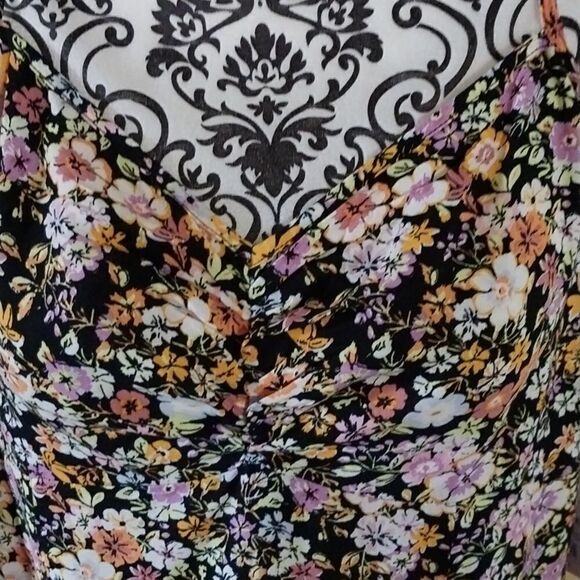 NWT  Wild Fable Women's Spaghetti Straps Fit & Flare  Floral Dress XL - Picture 3 of 15